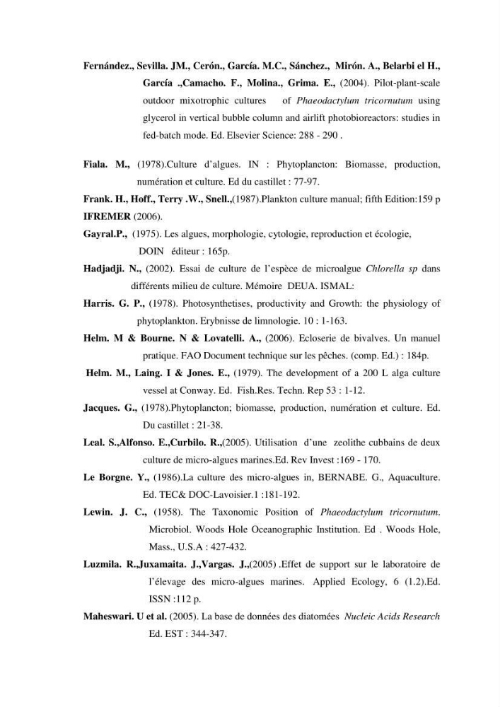 Contribution à l\'étude de la croissance de deux microalgues utilisées en aquaculture