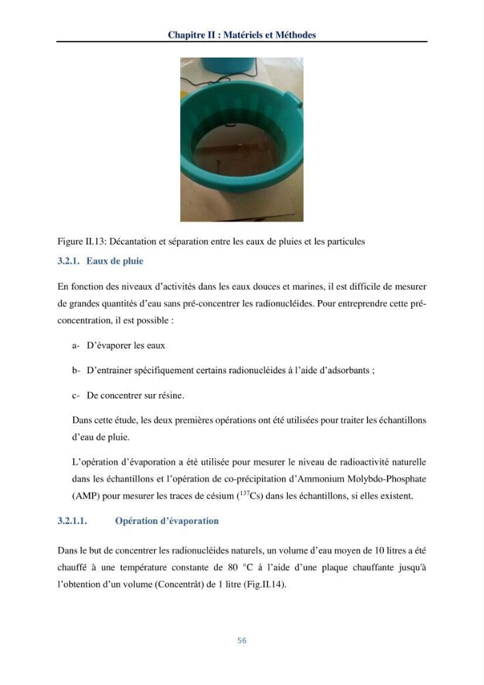 Transfert et dépôt de la radioactivité des aérosols et des eaux de pluie vers le sol et le milieu marin: application au nord de l\'Algérie