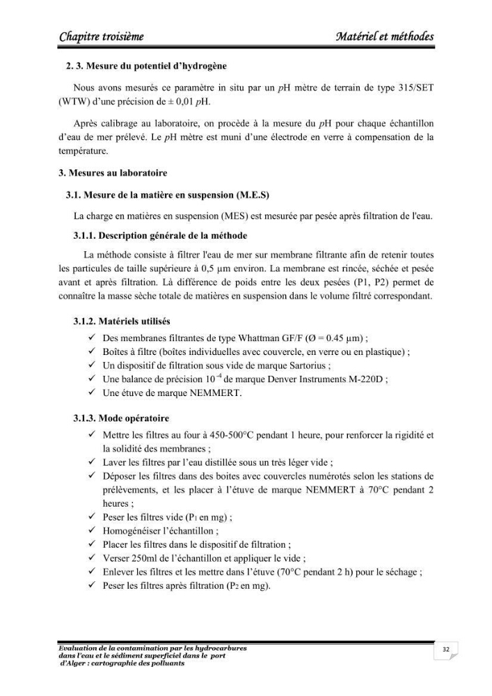 Evaluation de la contamination par les hydrocarbures polyaromatiques dans l\'eau et le sédiment superficiel dans le port d\'Alger: cartographiedes polluants